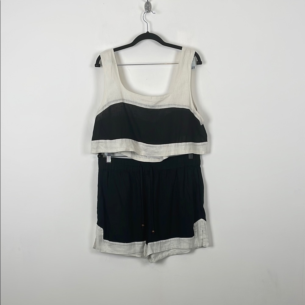 Haute Hippie Linen Blend Black & White Sleeveless Top and Shorts 2 Piece Set XL